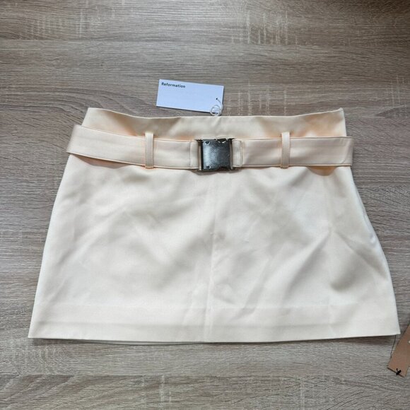 NWT Reformation Carla Low Waist Belted Satin Skirt Mini Short Cream Sugar 0 - Picture 7 of 10